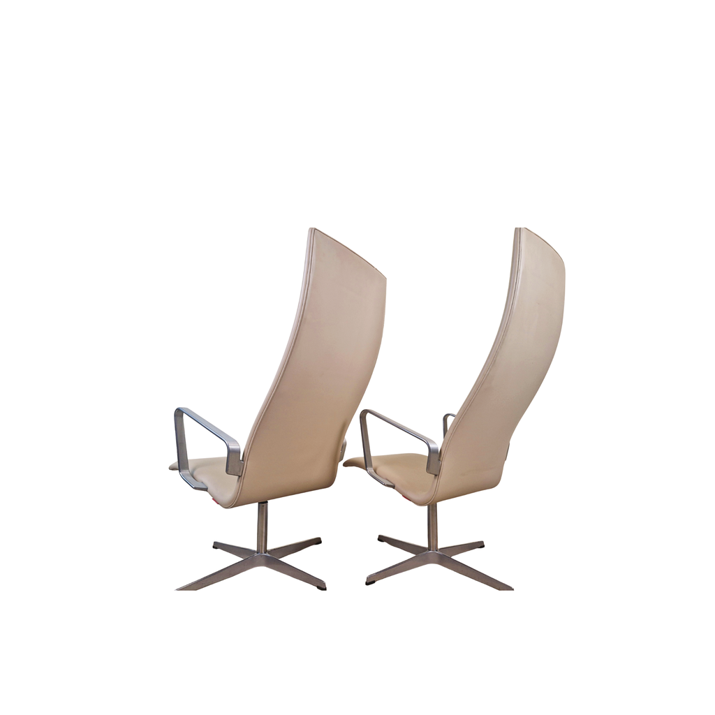 Arne Jacobsen for Fritz Hansen Oxford Highback Swivel Chairs